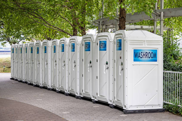 Portable bathroom rental in Hart, MI